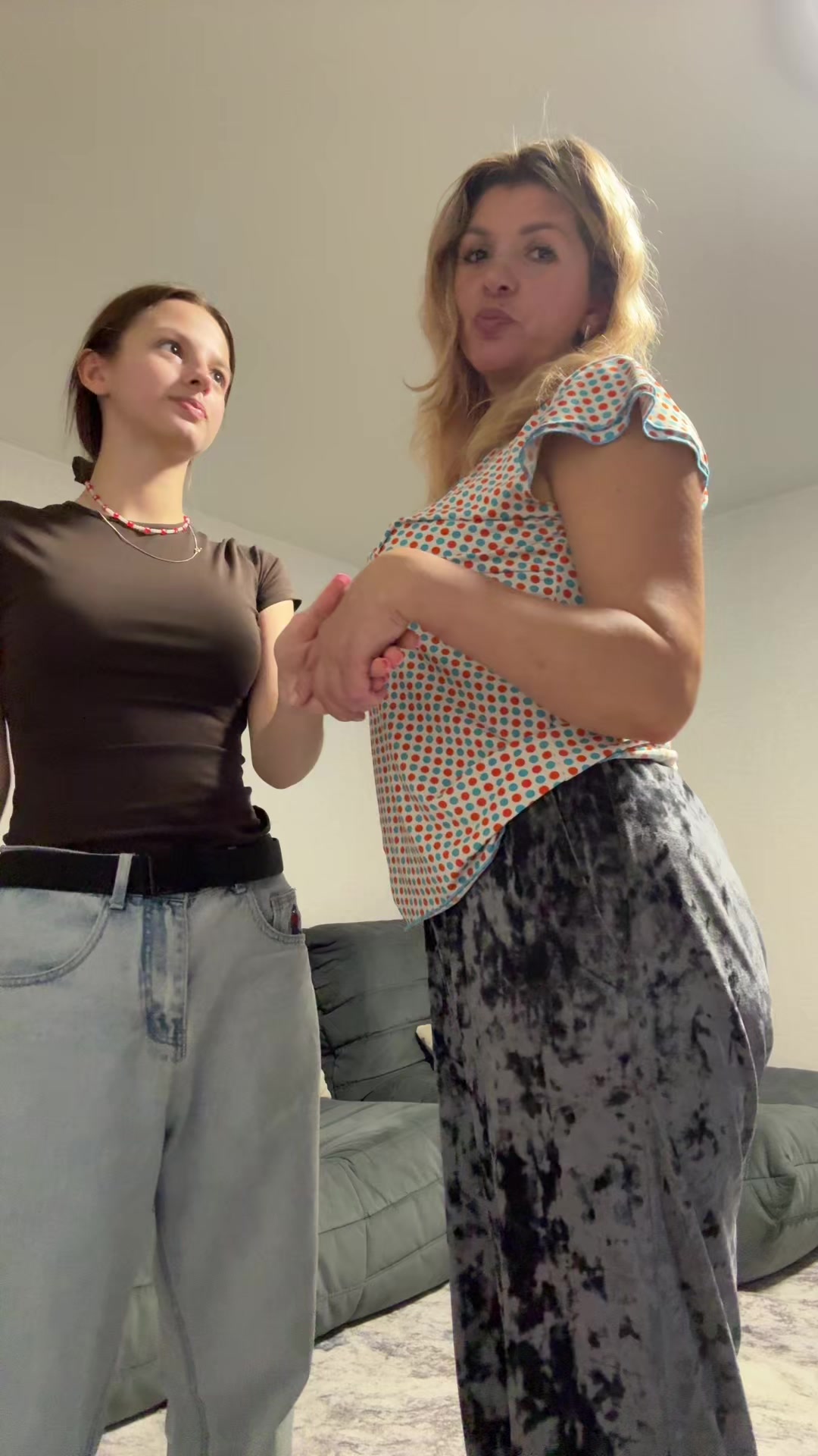 @санюта