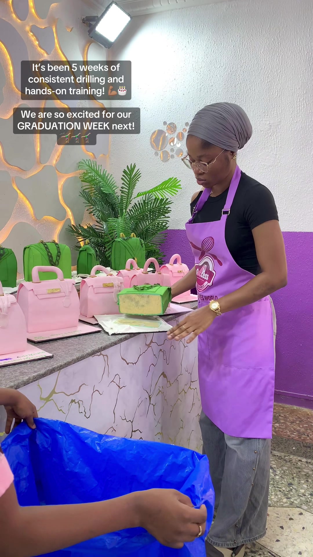 @BEST CAKE SCHOOL IN LAGOS!