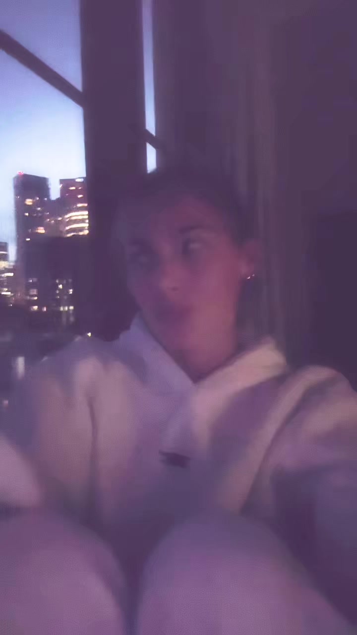 @Claudiajanuss