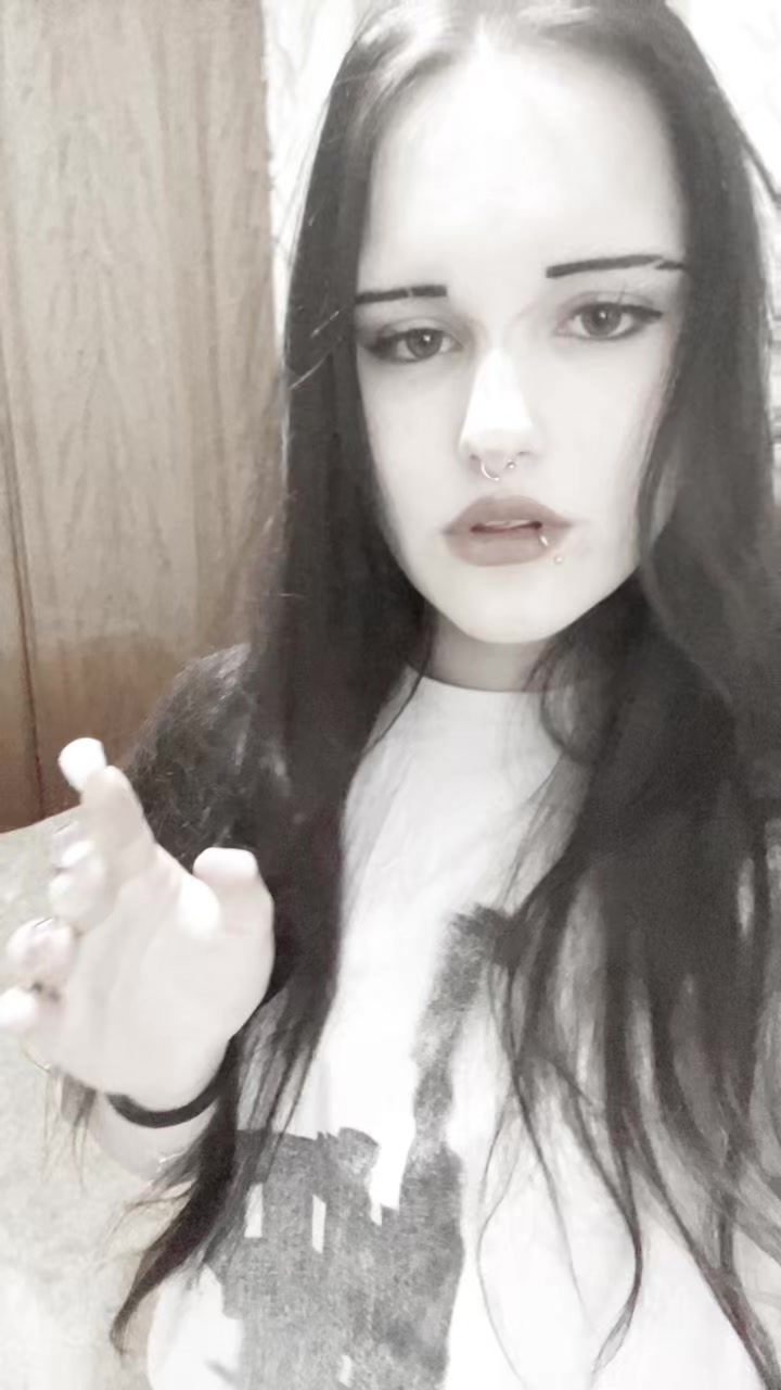 @✞
