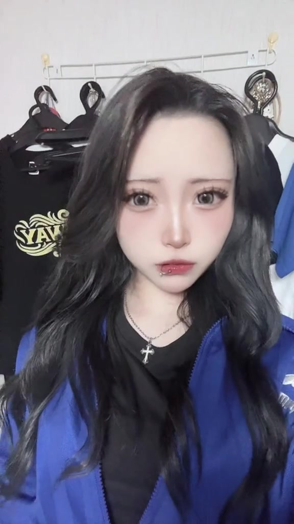 @るんるん