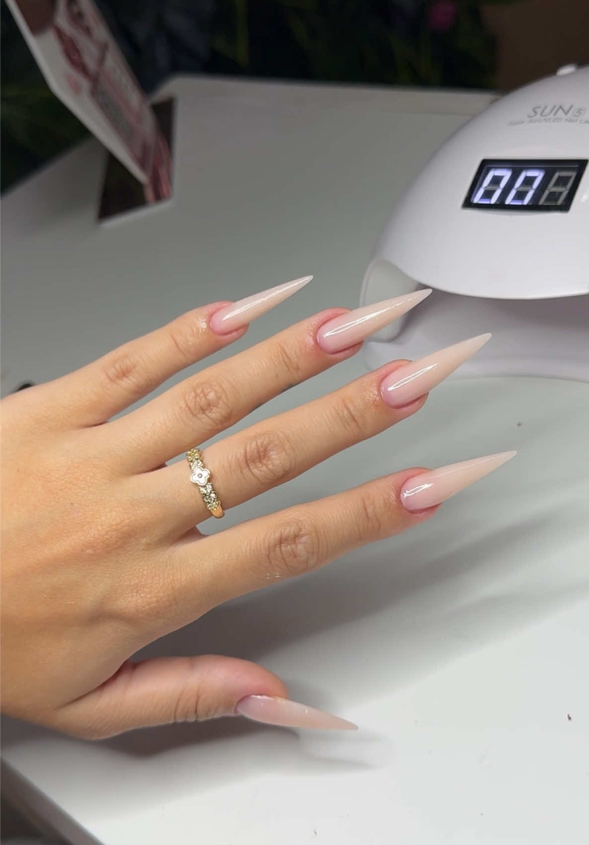@Nath Machado Nails