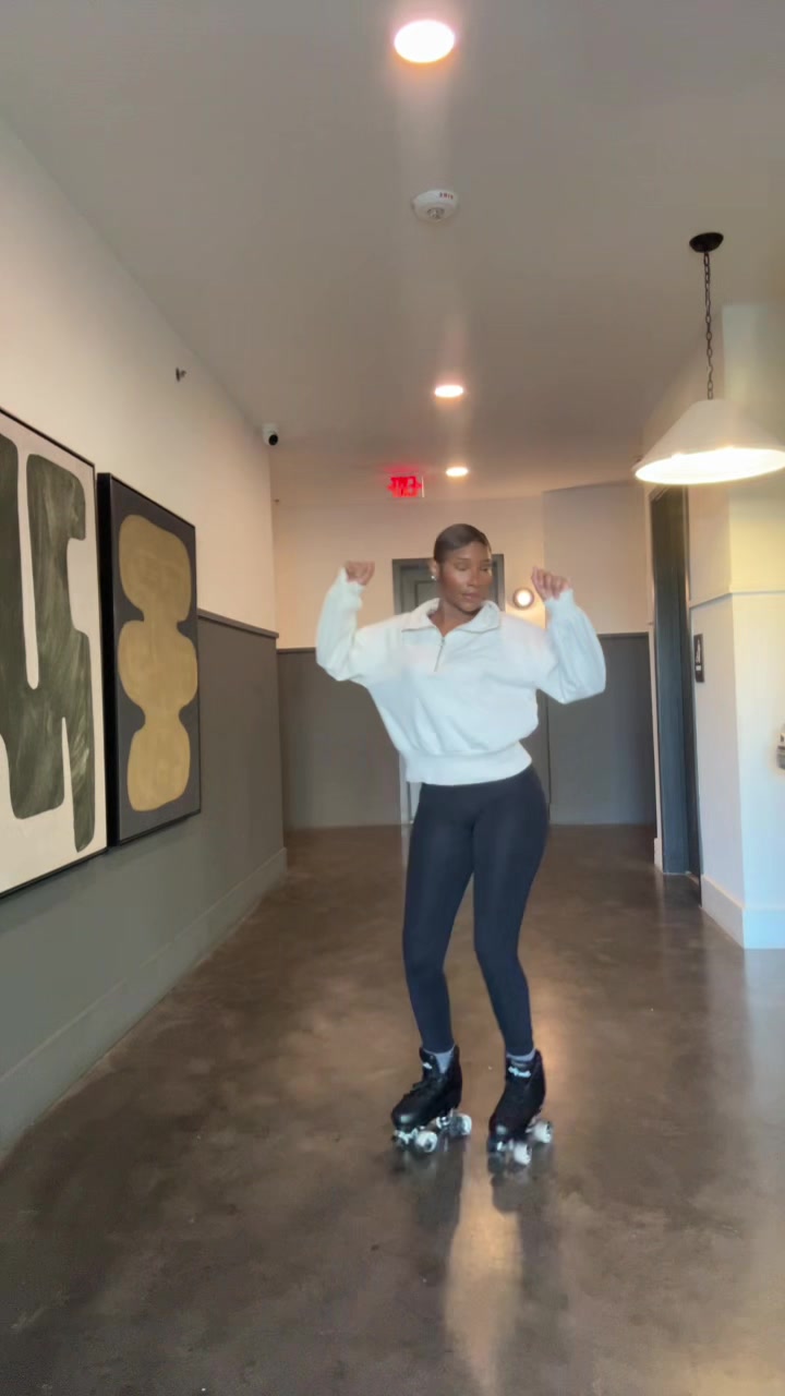 @whitneyonwheels