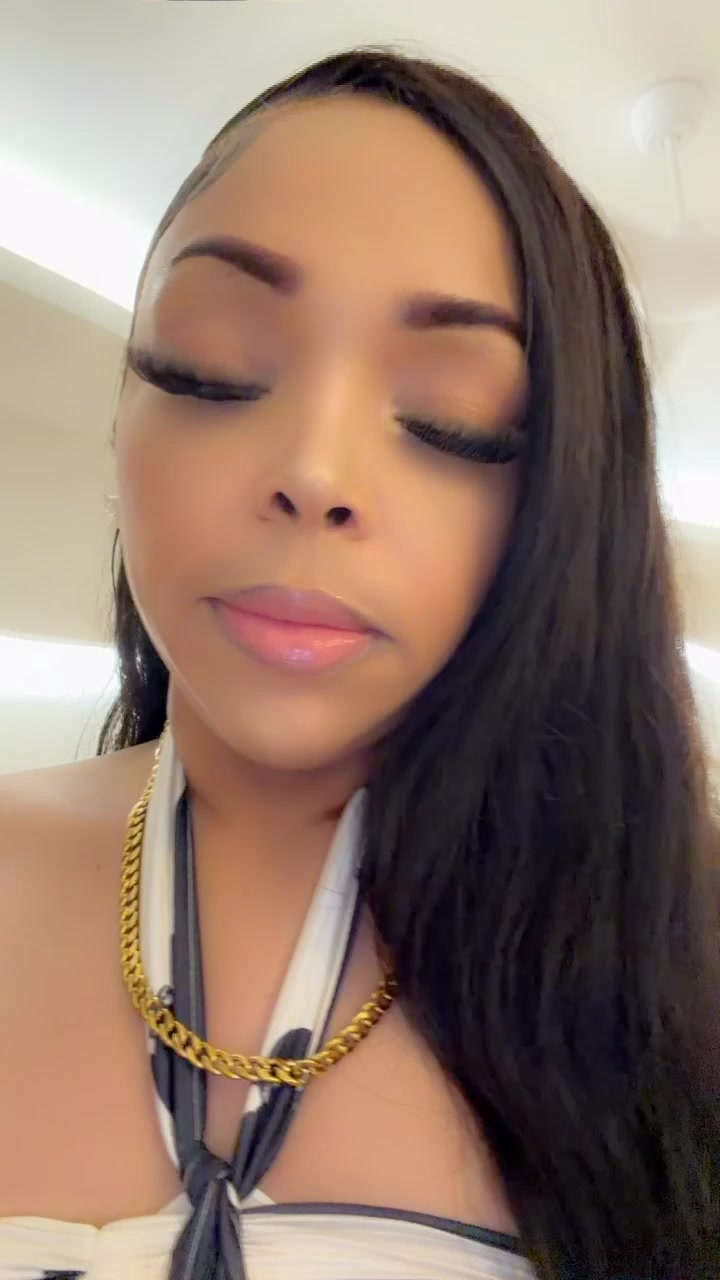 @xtraordinarygomez