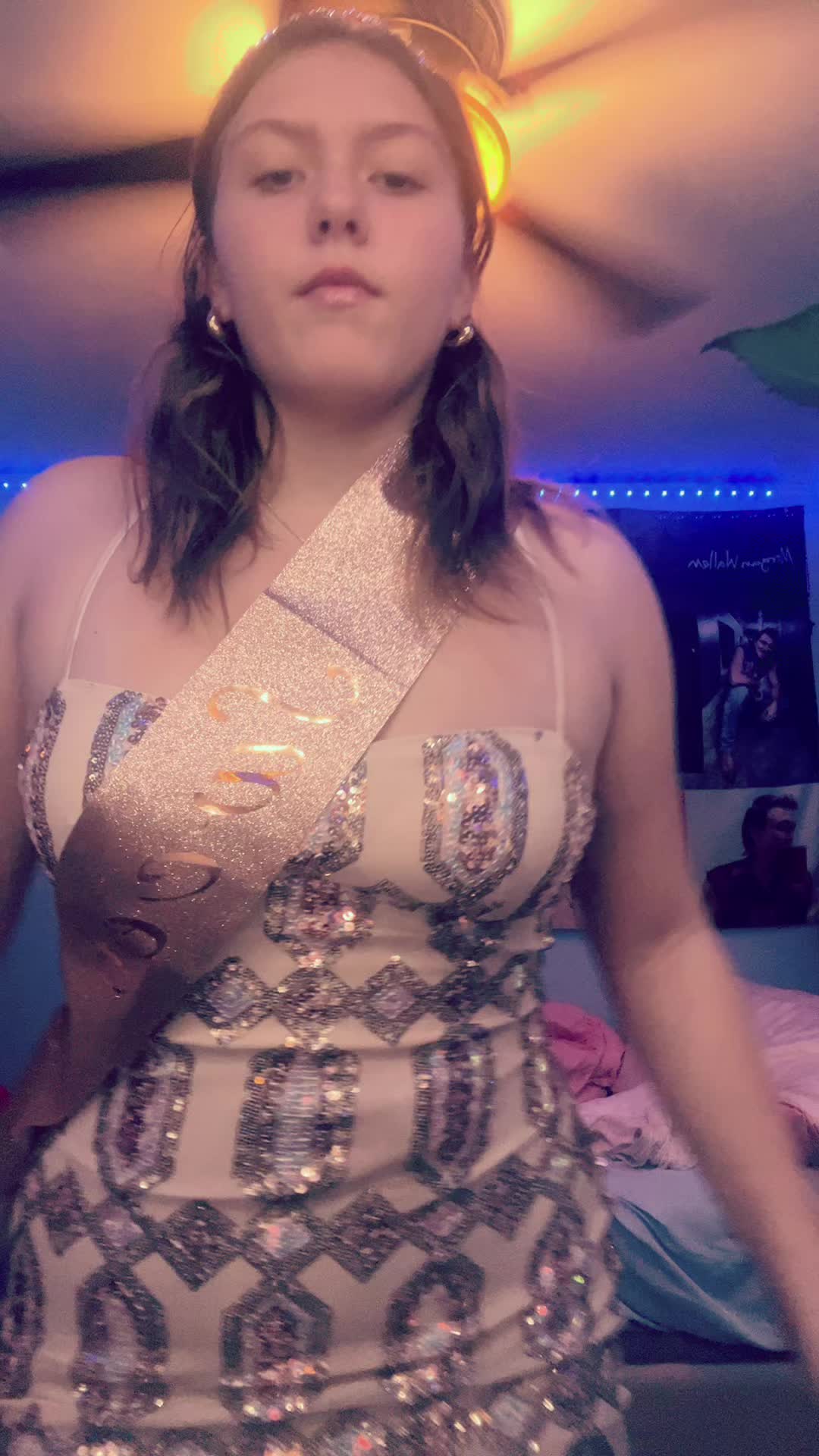 @Dakota💝