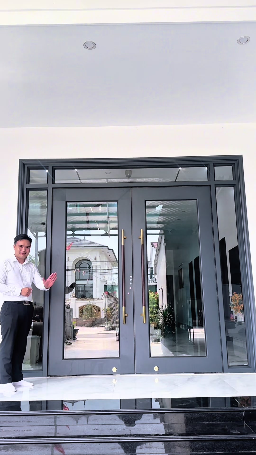 @Hậu Cửa Nh&ocirc;m OWIN H&agrave; Nội