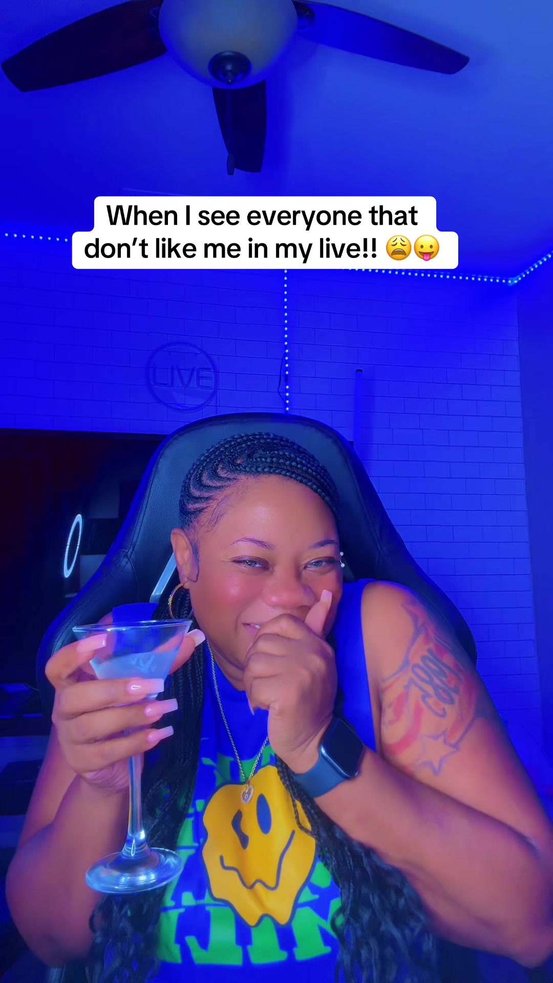 @🧨Dee Lashay🧨🤘🏾💅🍹🇺🇸