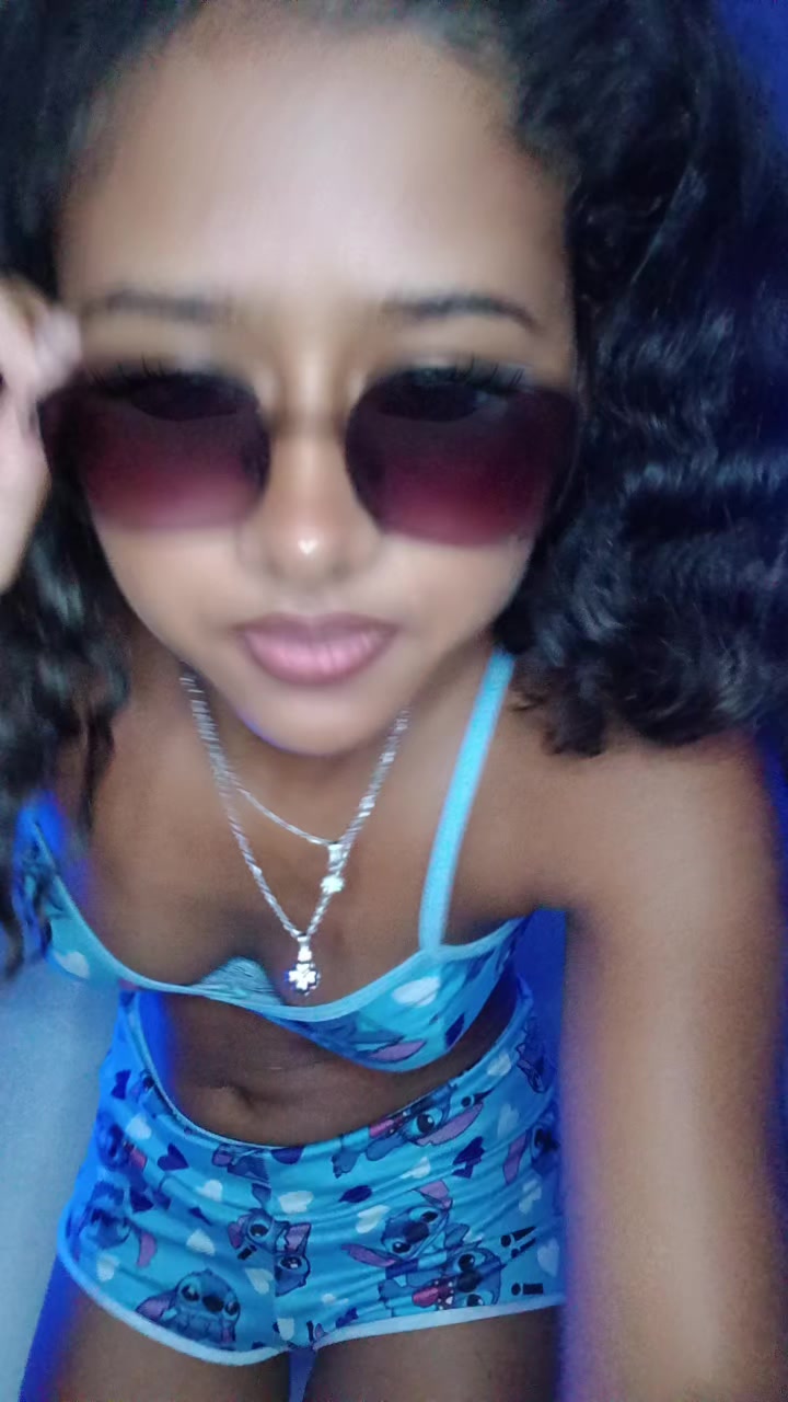 @indiazinha18