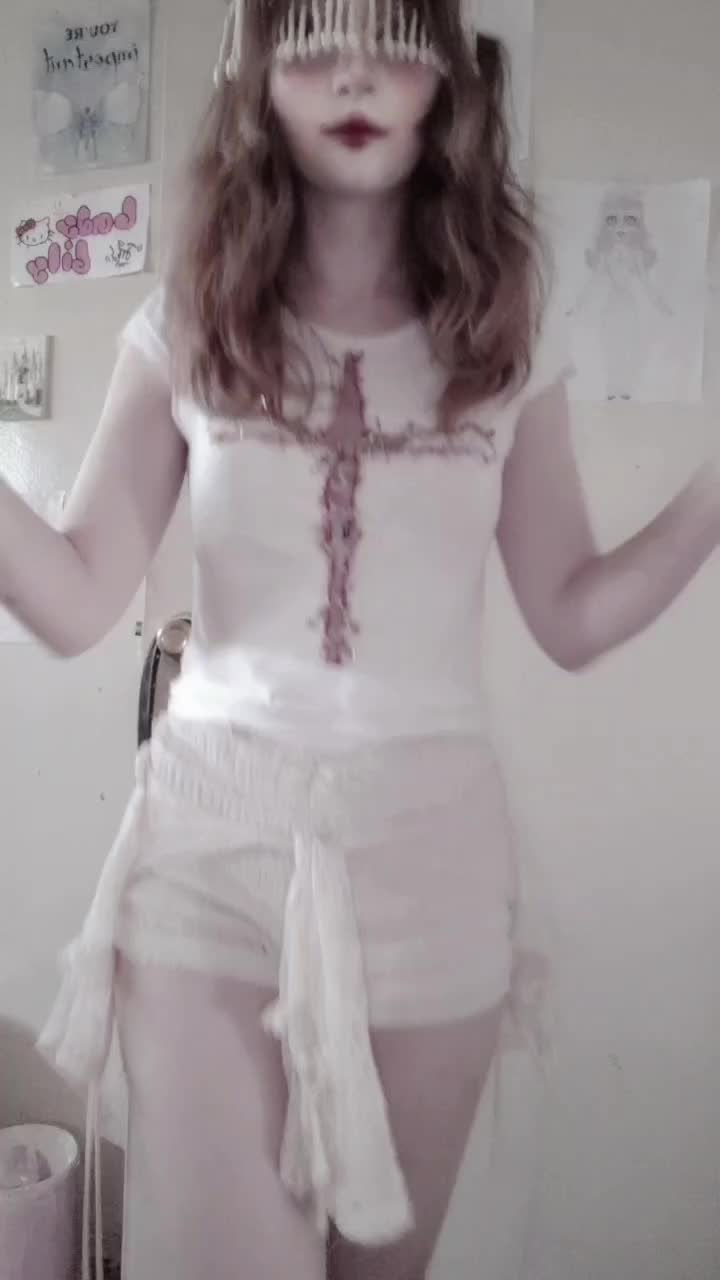 @Lady Lily😼レディ・リリー😼🩷