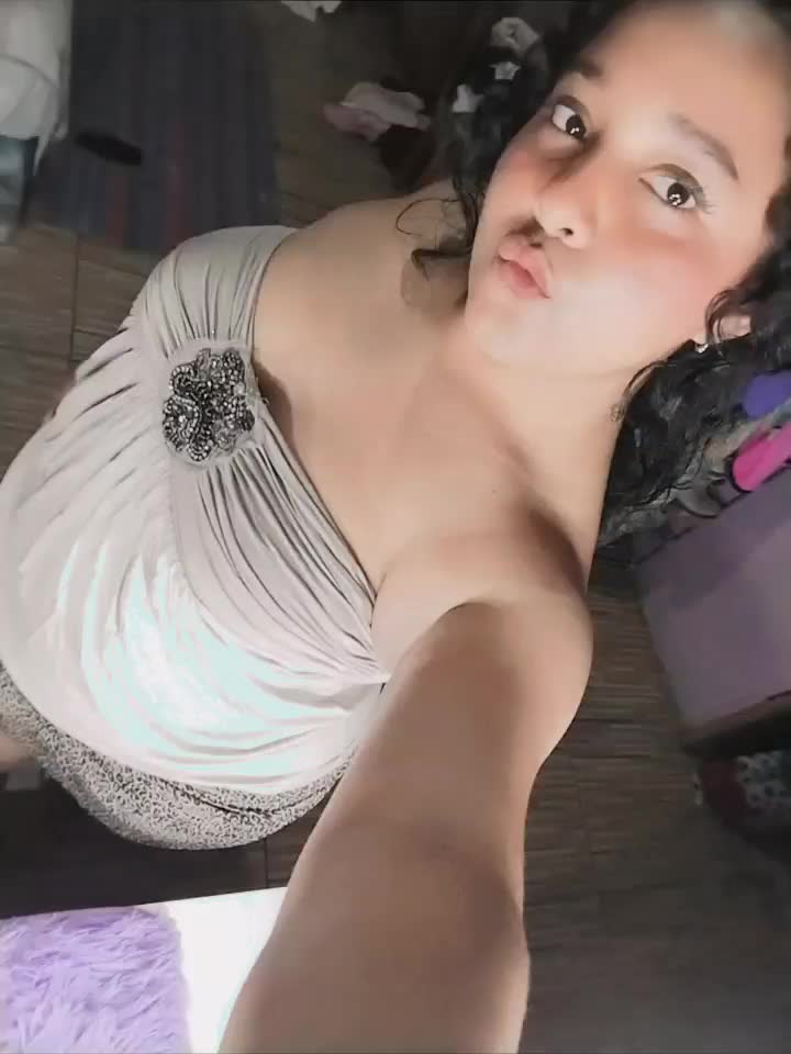 @Andreíta🦋