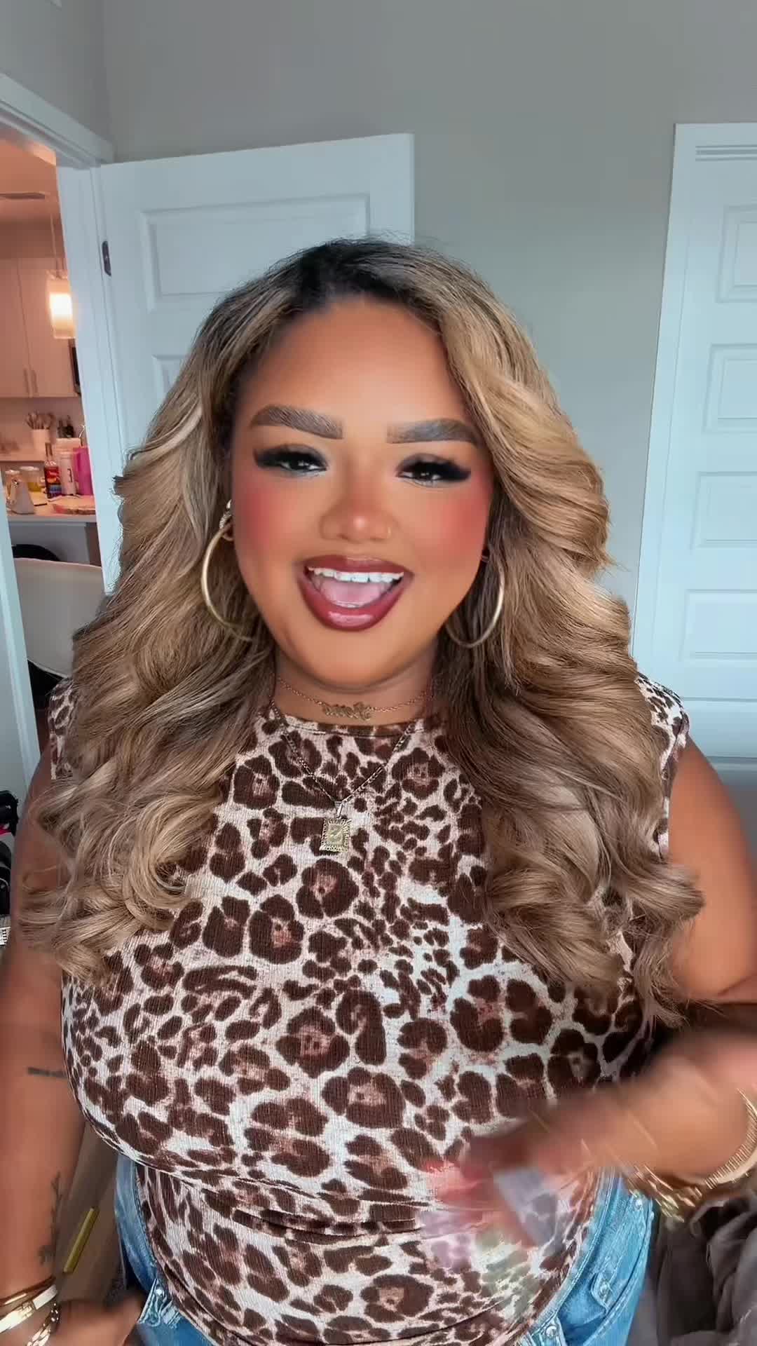 @Curlyheadsierra 💗