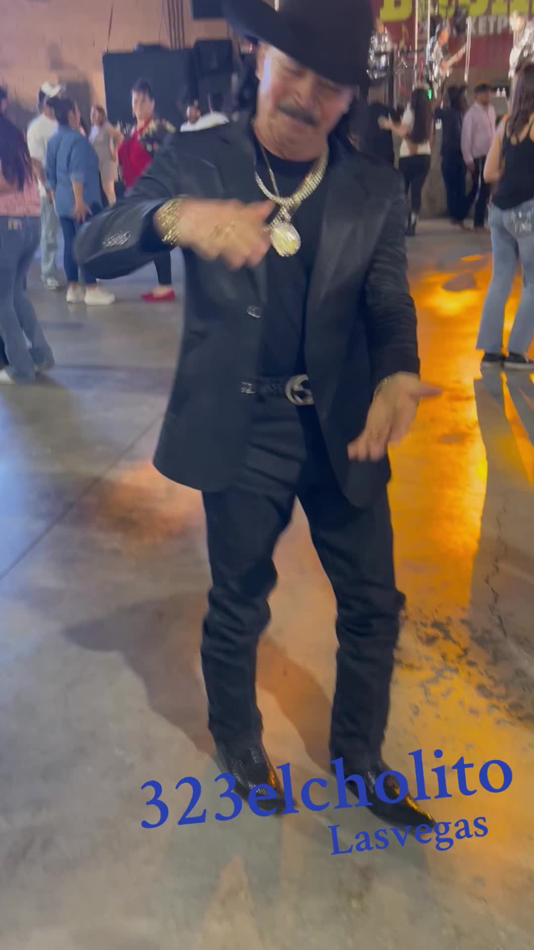 @323elcholito