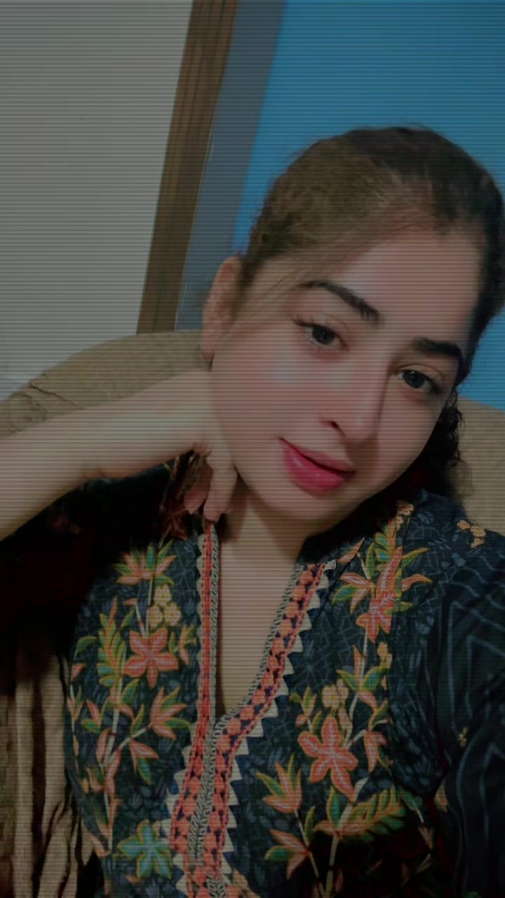 @ملکہ 😍❤️