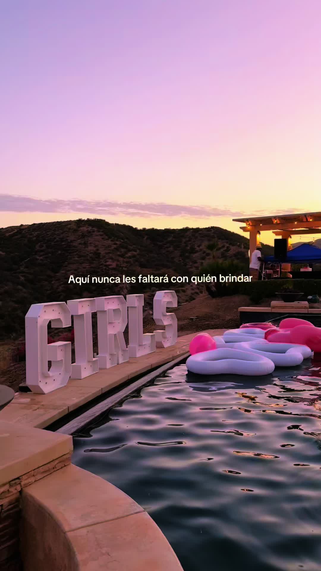 @E✩