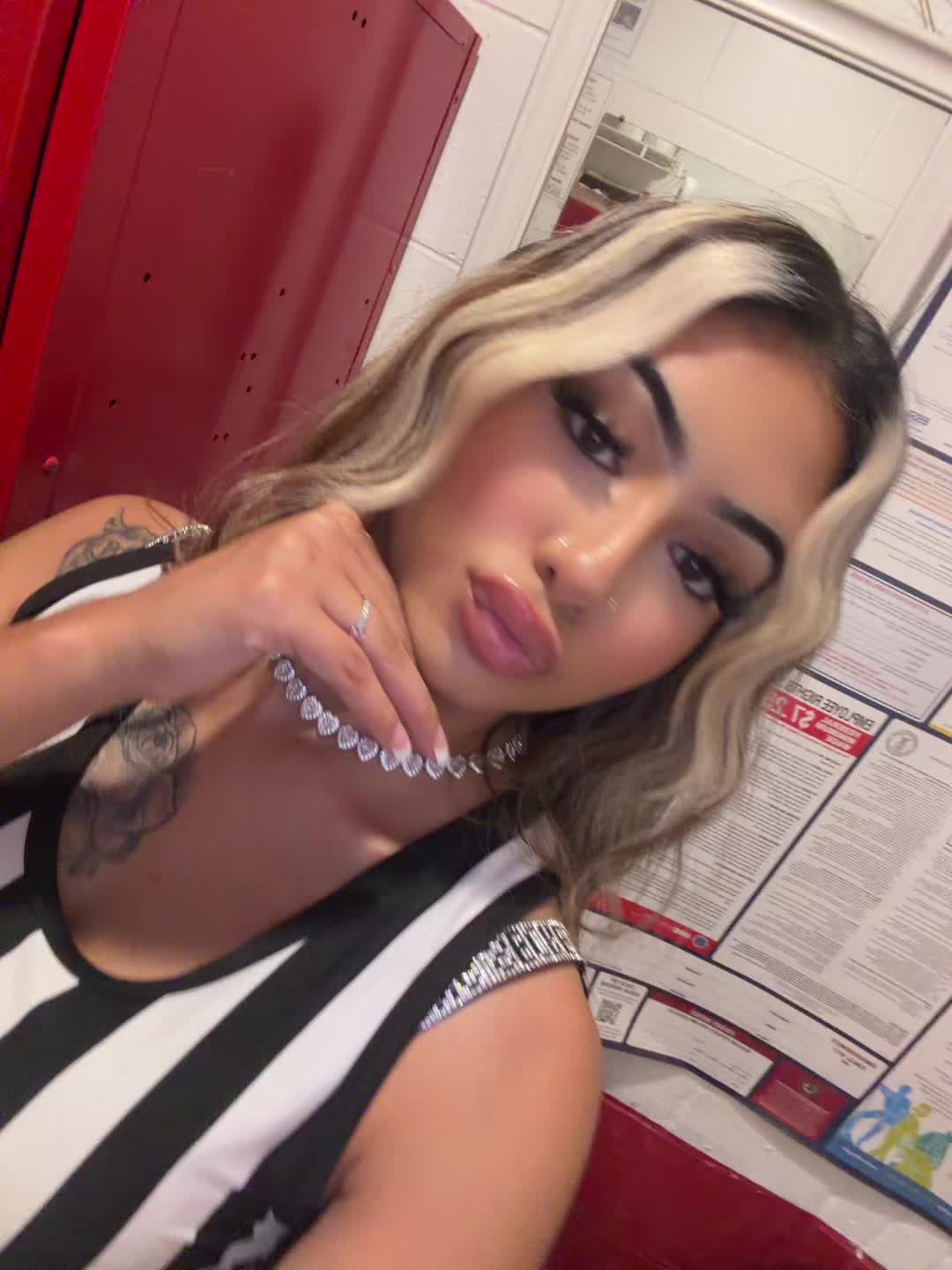 @latina barbii ❤︎