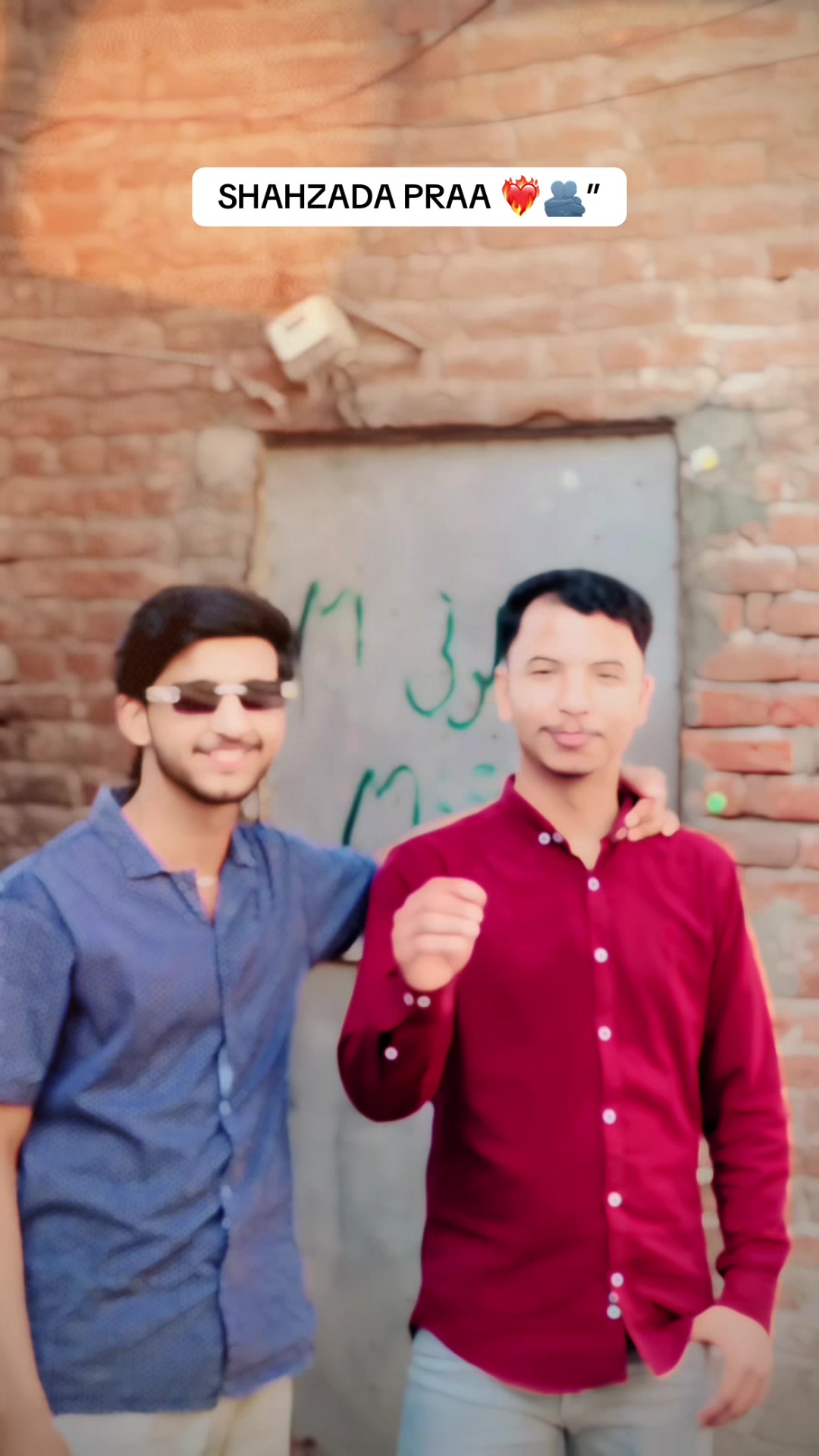 @🫵🏻OYE_HUSNAIN 👀