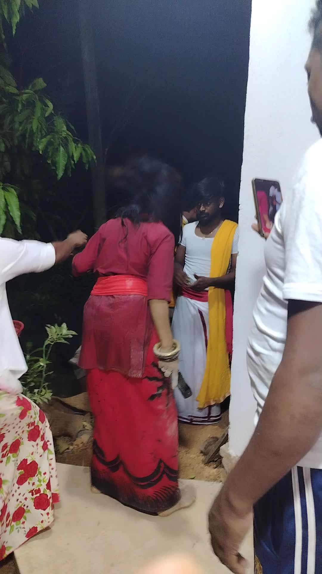 @නිලුකා ගුරු මෑණියෝ 🙏🙏🙏🙏