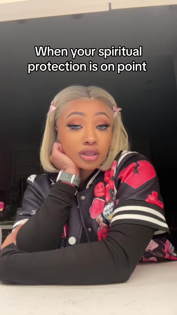 @MieshaRoe
