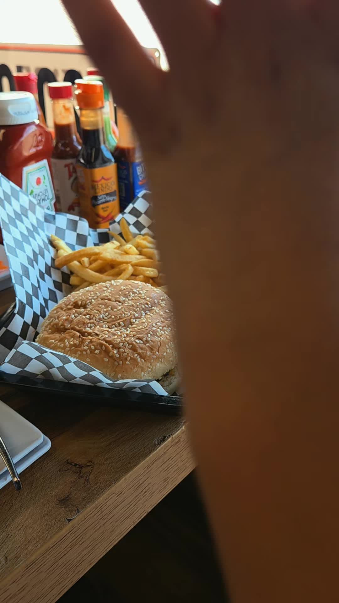 @MODALOVE