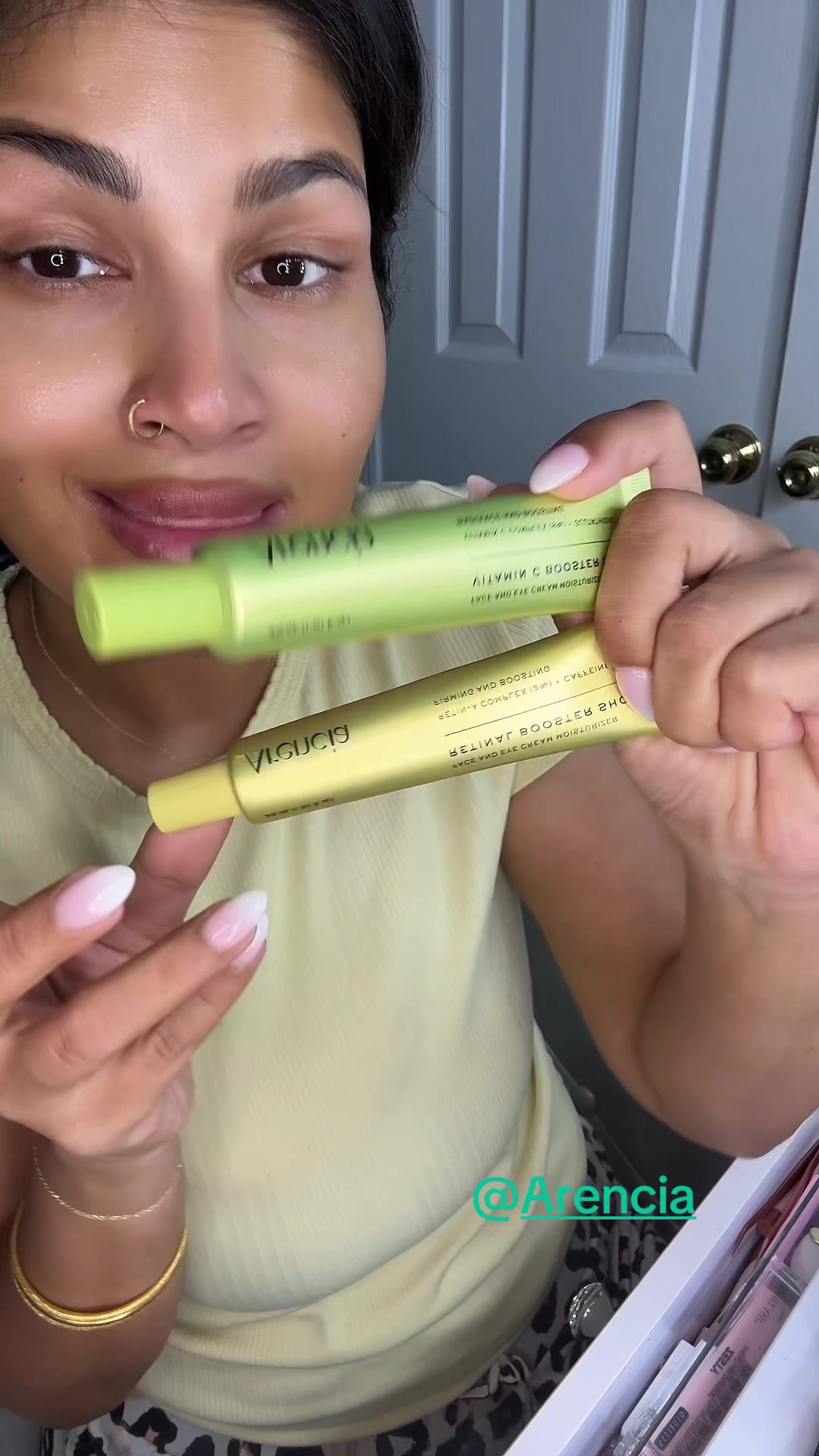 @MakeupLaveena