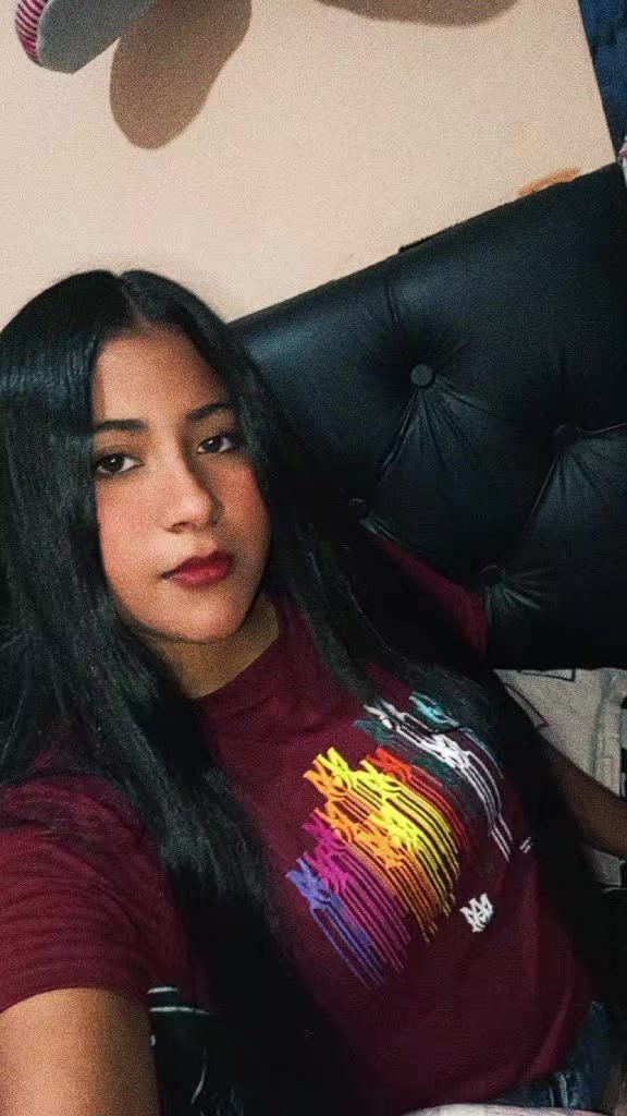 @DanielaPernia