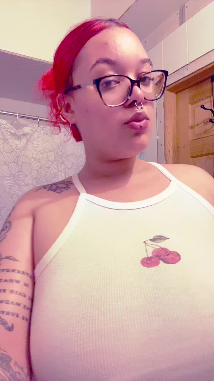 @thickbbria