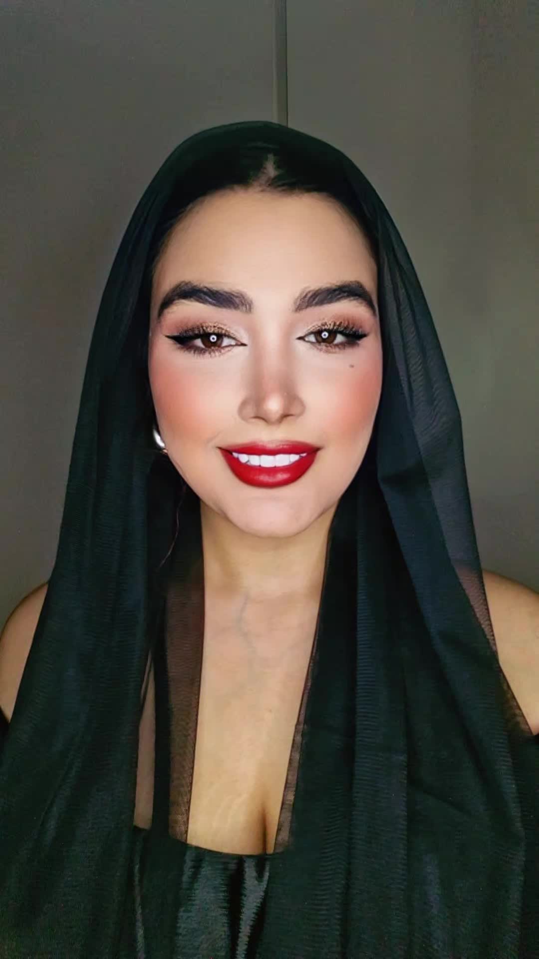 @Anaazin
