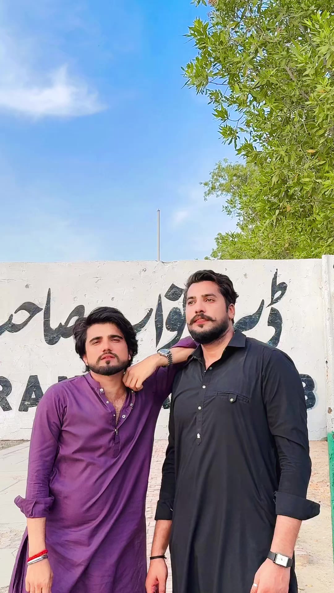@Malik Dera Nawabi 😎