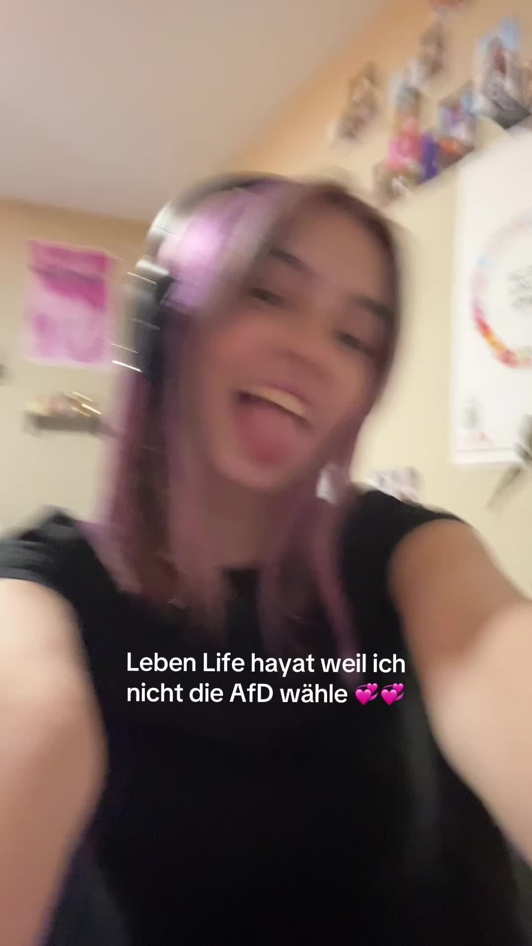 @Elina