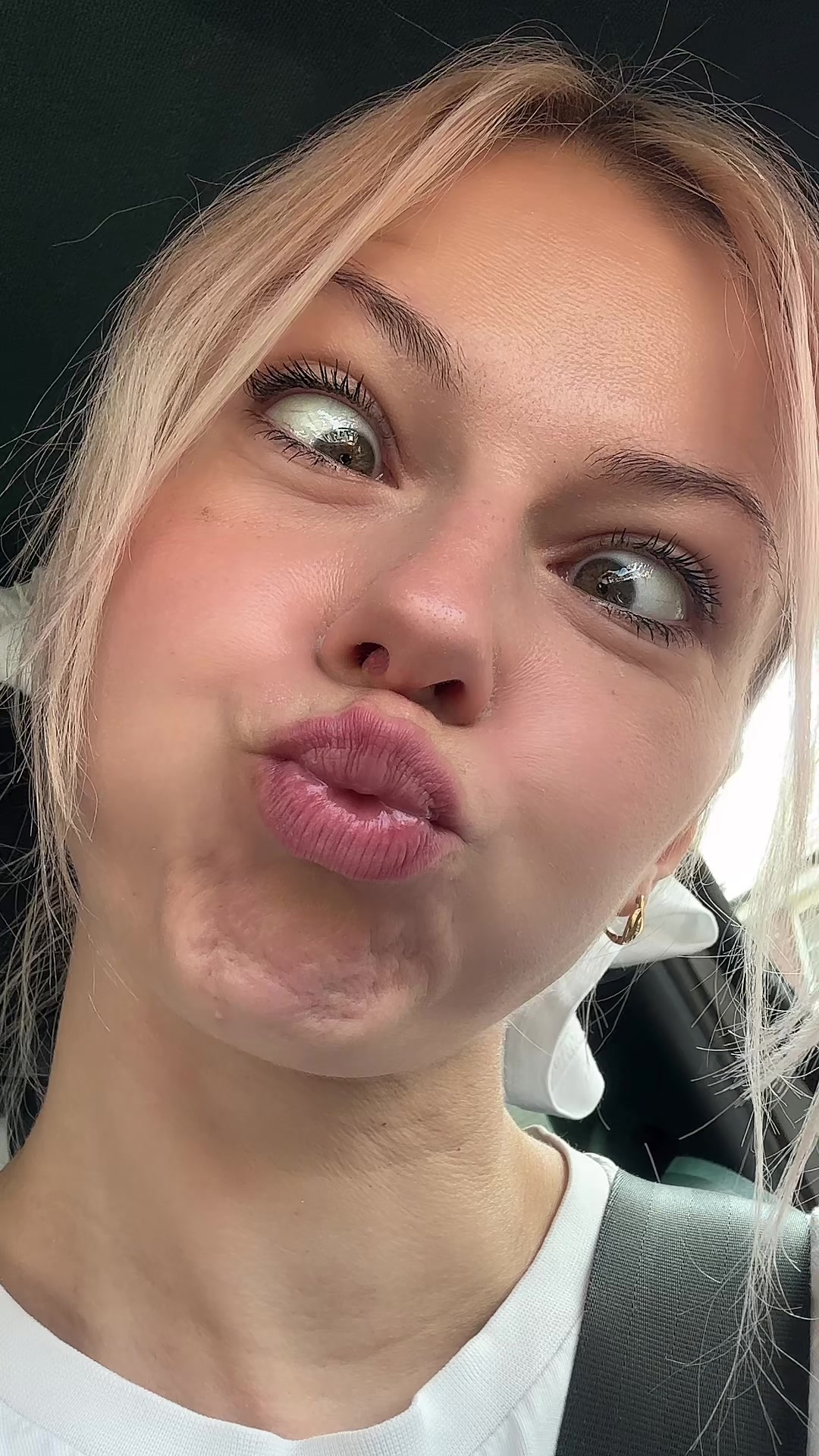 @SmileyDani158