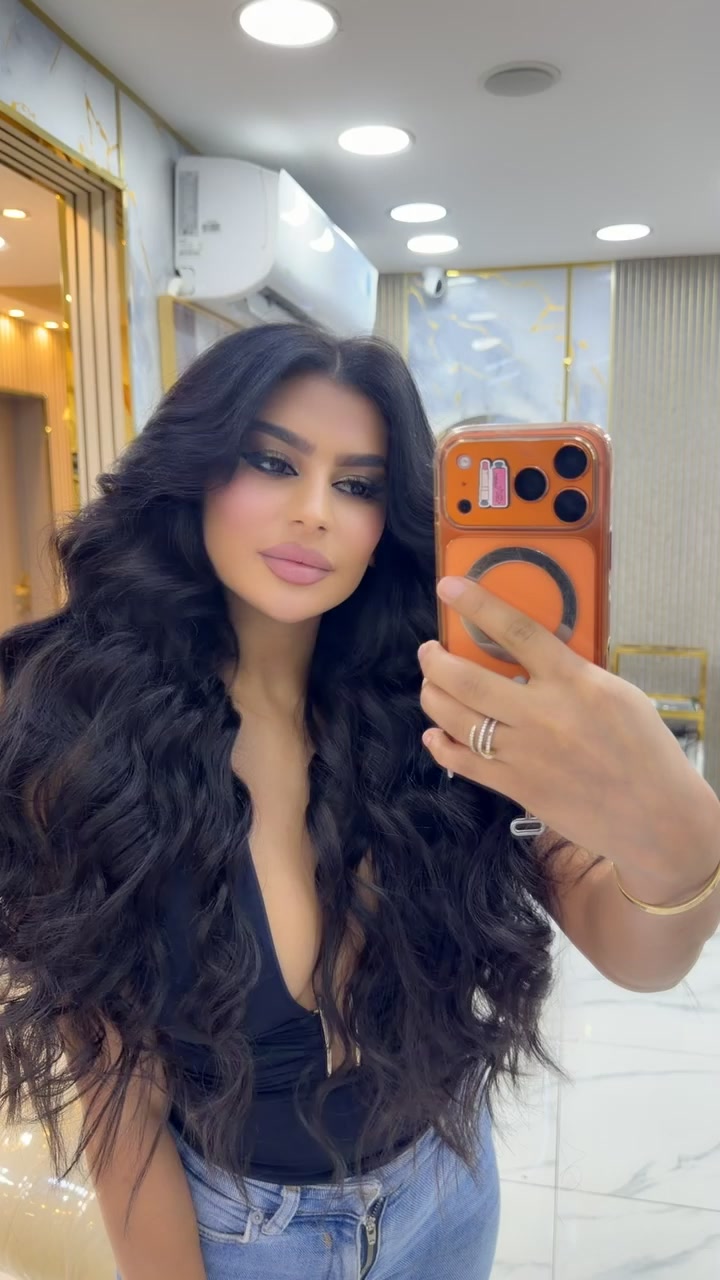 @نورة فيرزاتشي