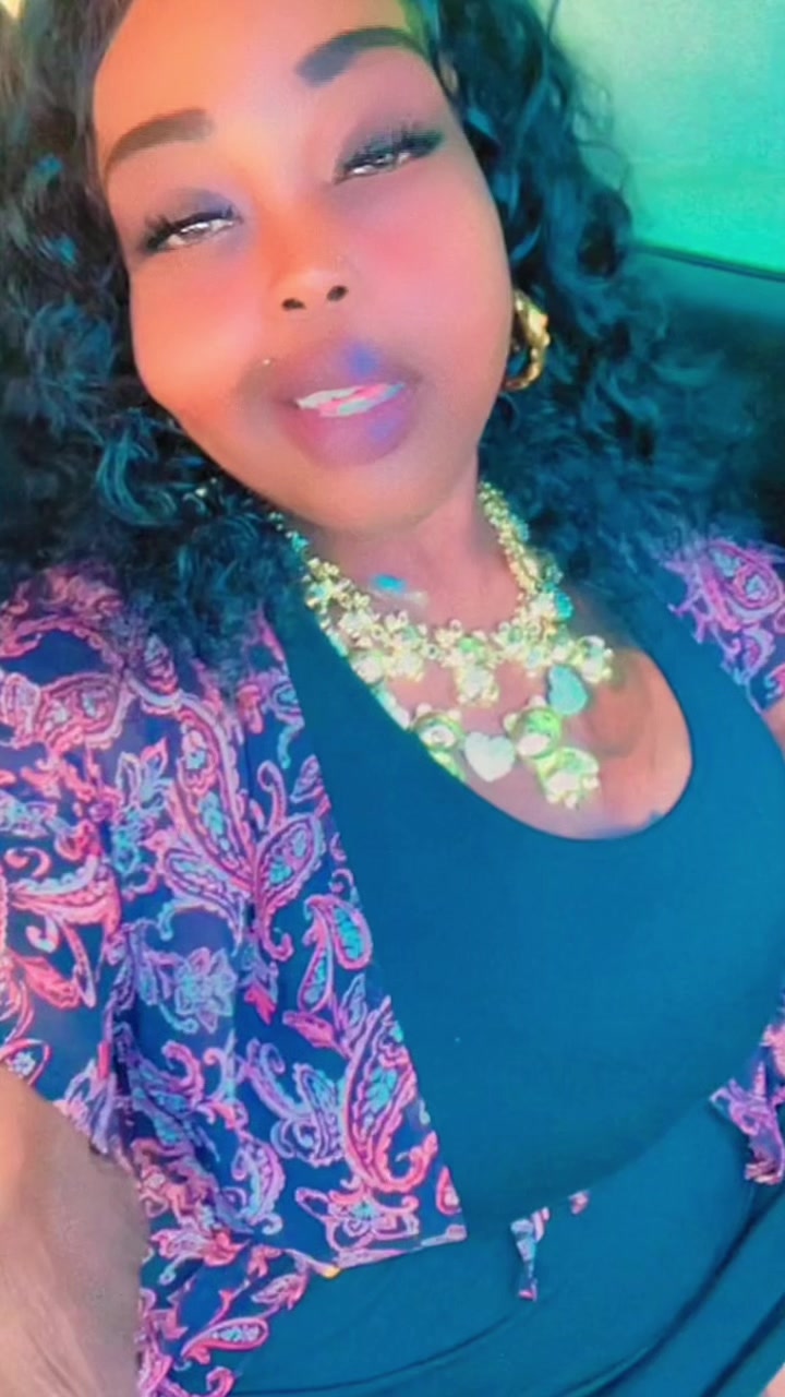 @🥰🥰QUEEN JUJU🥰🥰