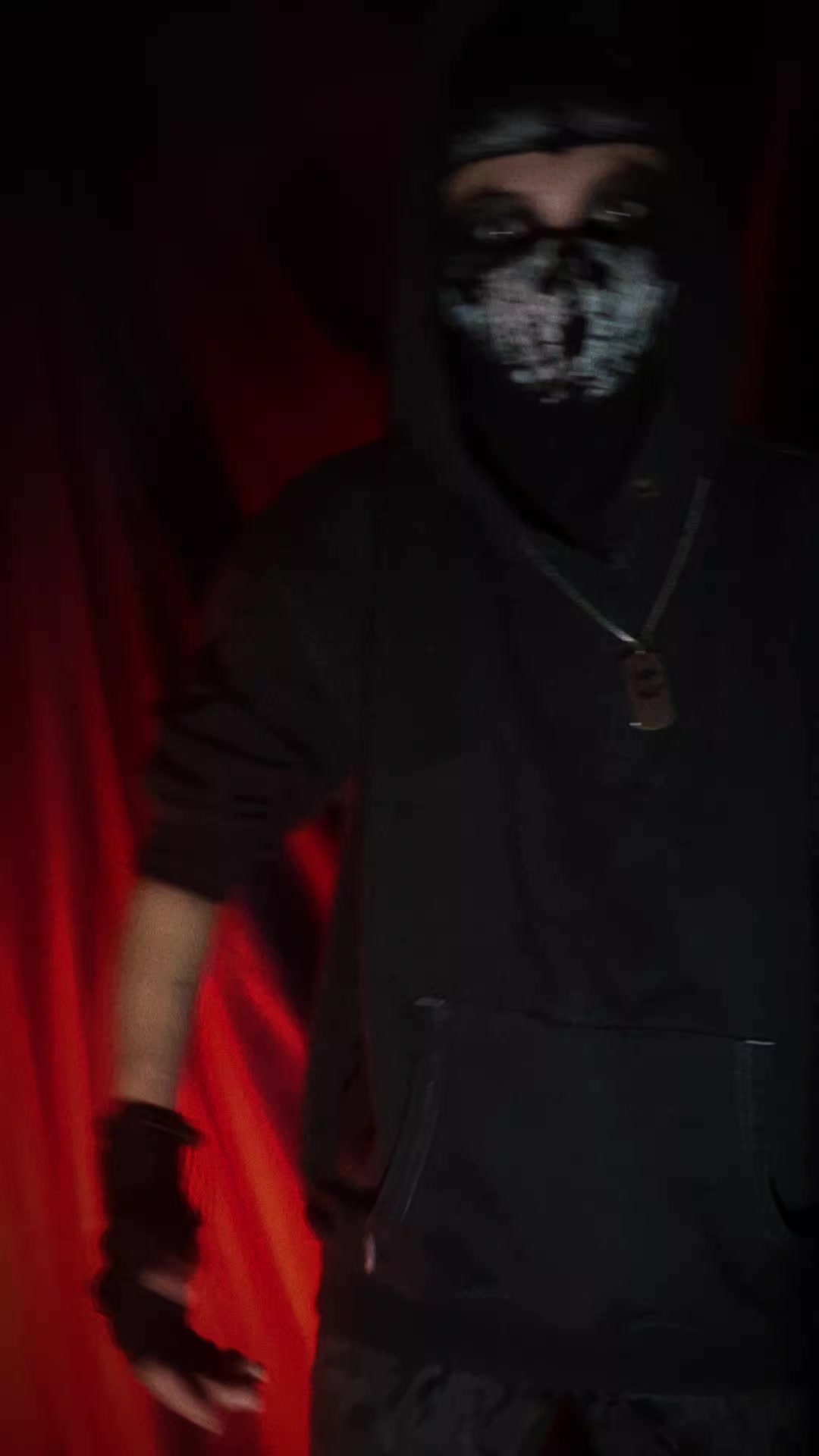 @𝖘𝖍𝖆𝖉𝖔𝖜