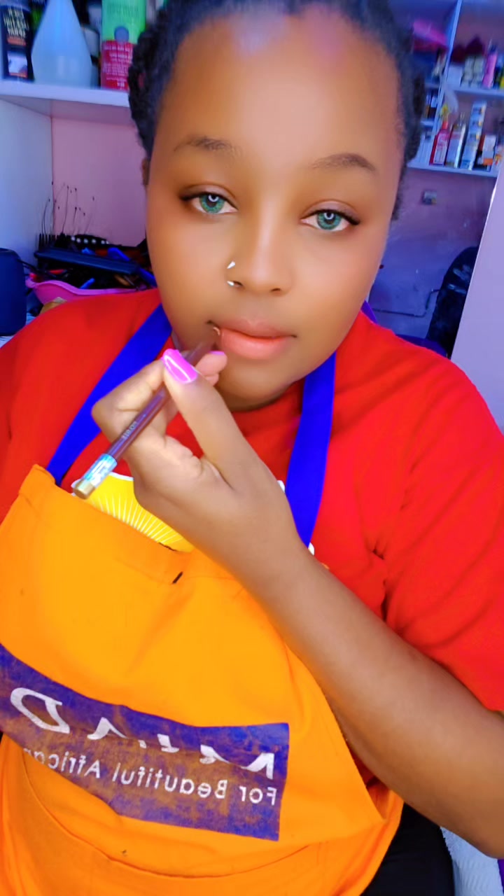 @makeup by kui