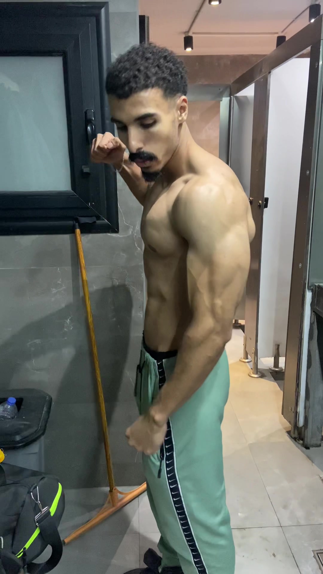 @fawzyy