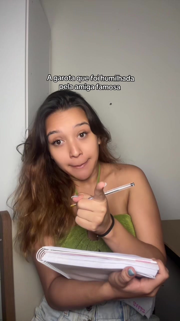 @Ana Vizzoni 🧜🏼♀️