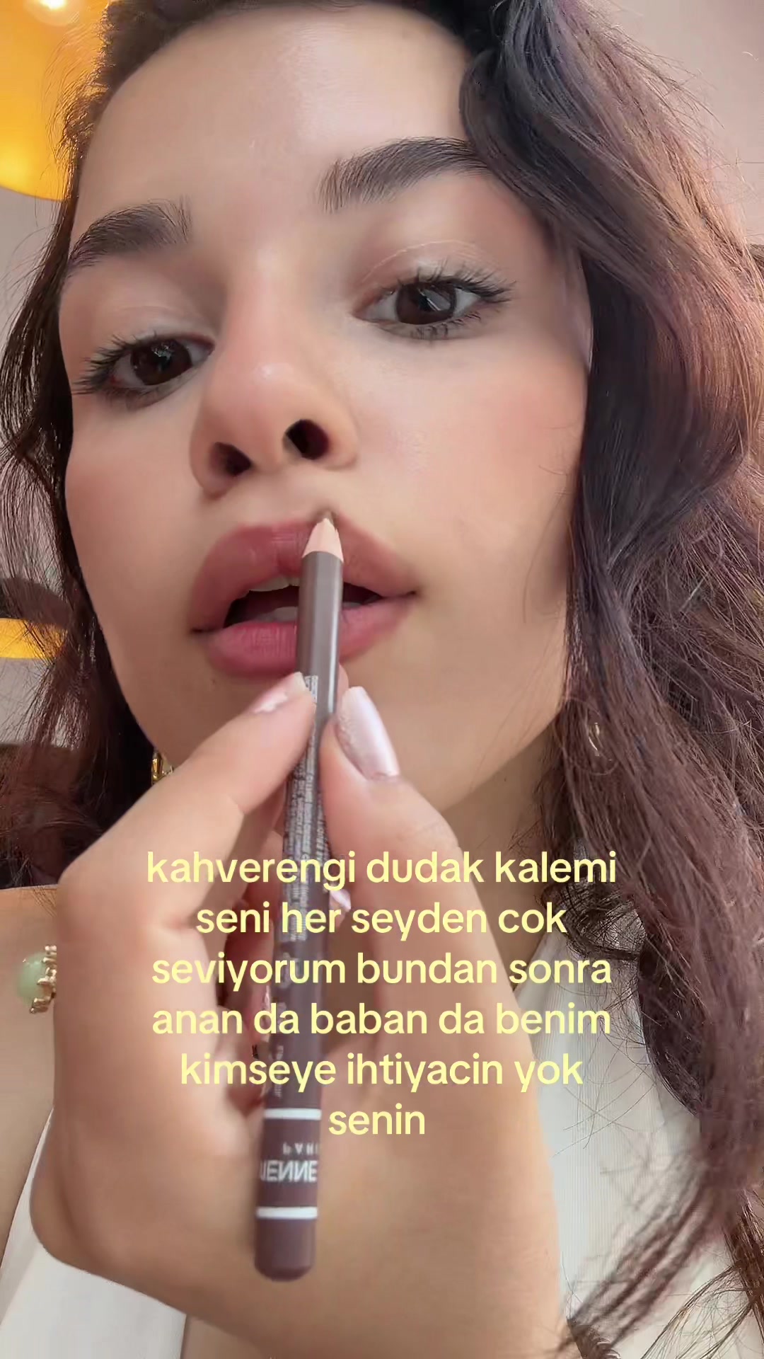 @ela ✩‧₊˚