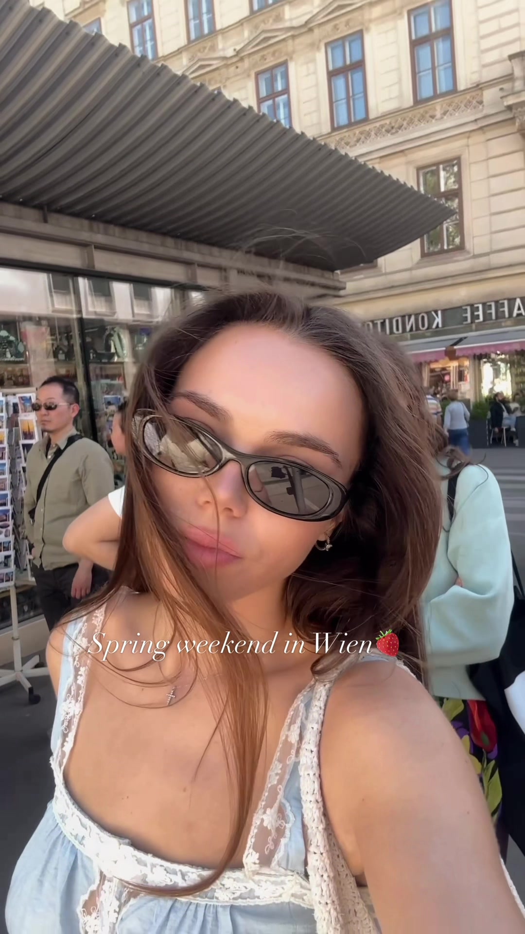 @Не блогер 😎