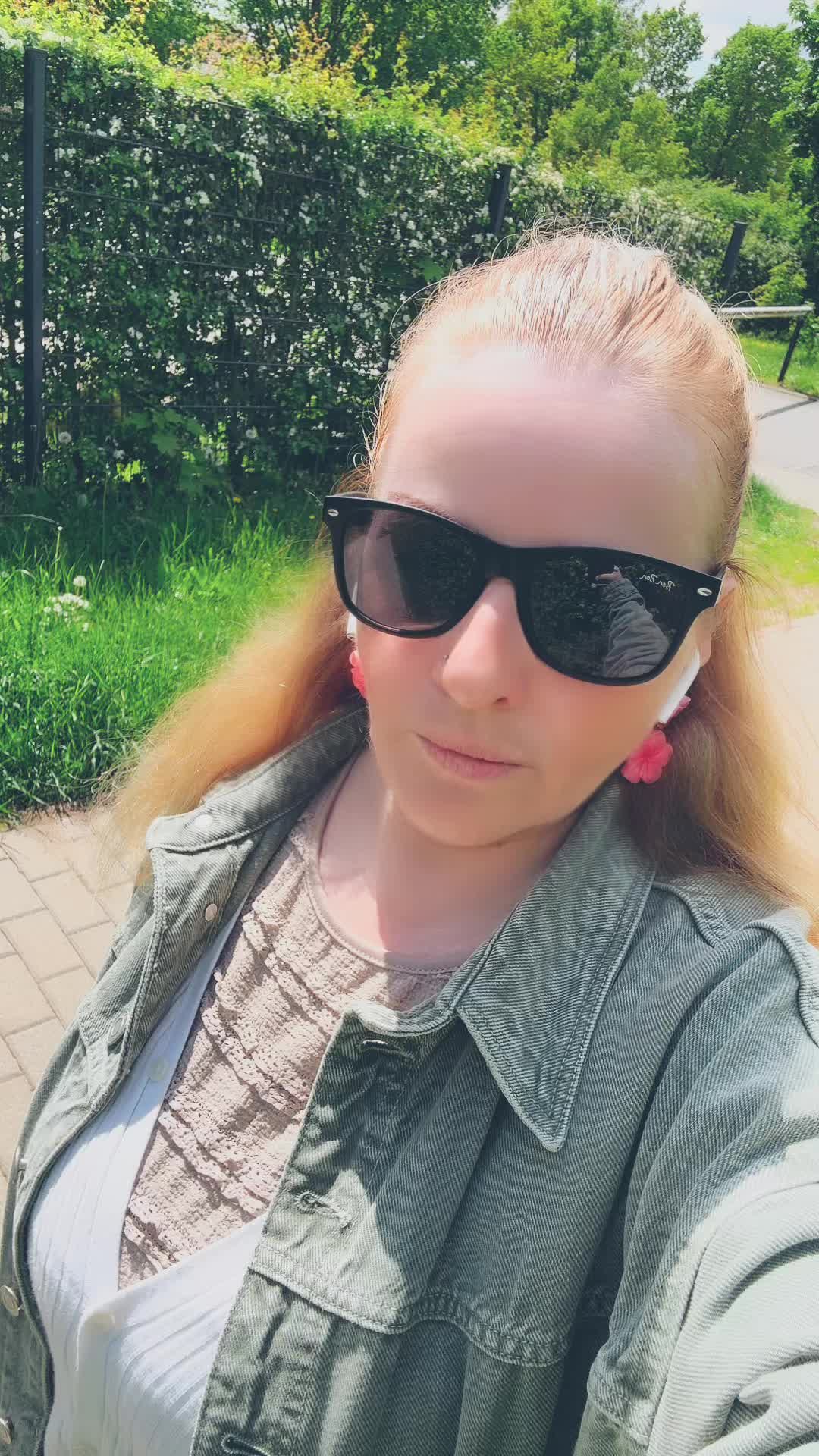 @Sandra ๐๐ค