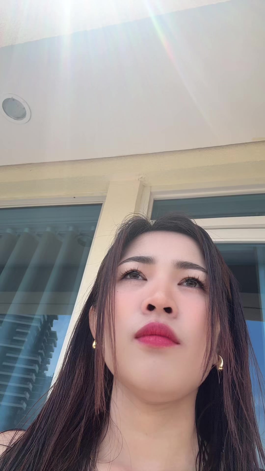 @Momai