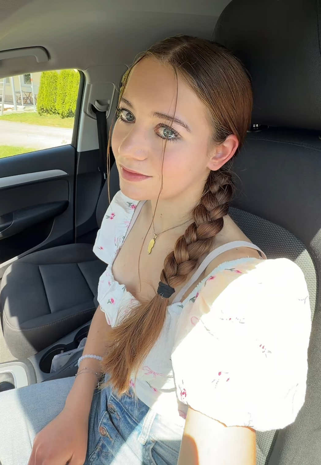 @LUNAAA