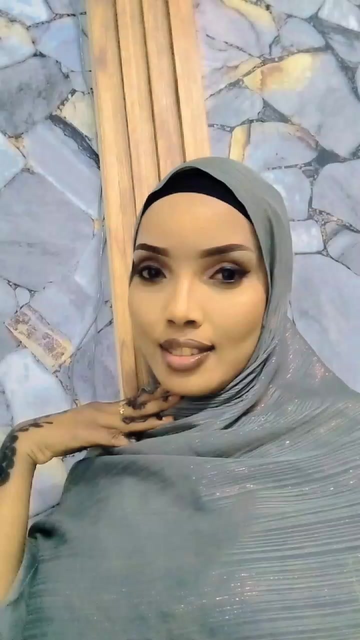 @Barwaaqo qalanio