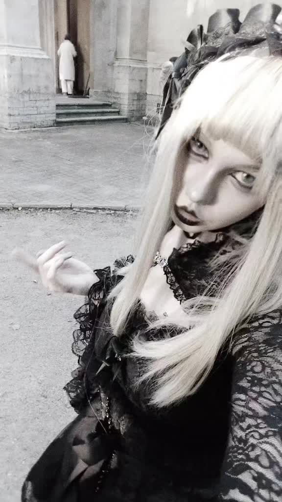 @Эм♱д