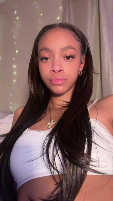 @😚