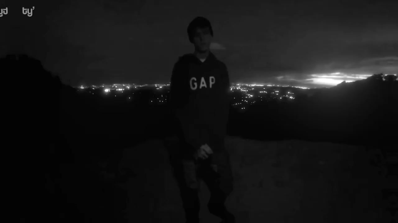 @🦇.