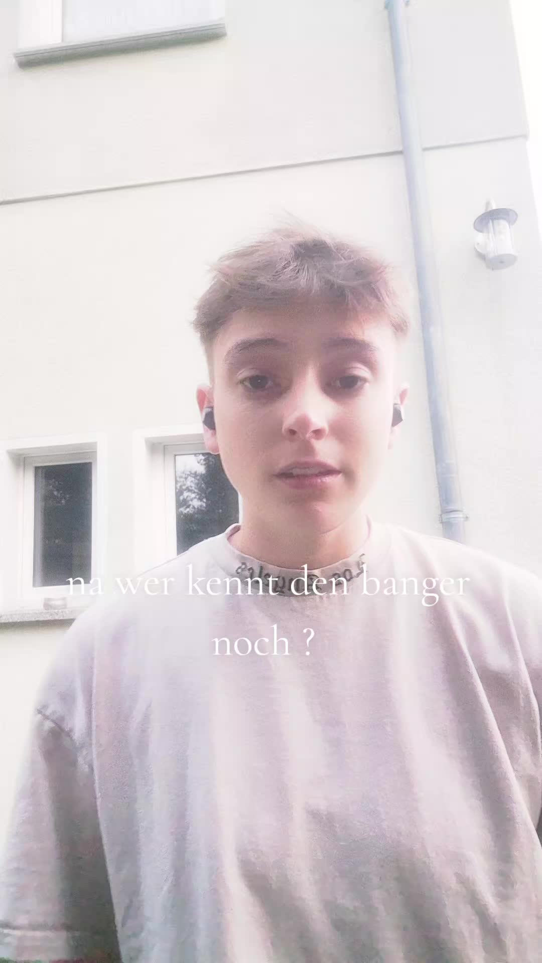 @Tonia