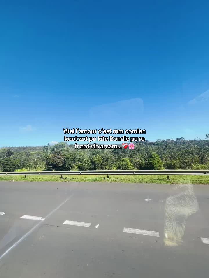 @𝙑 𝙀 𝙀 𝙉 𝘼 