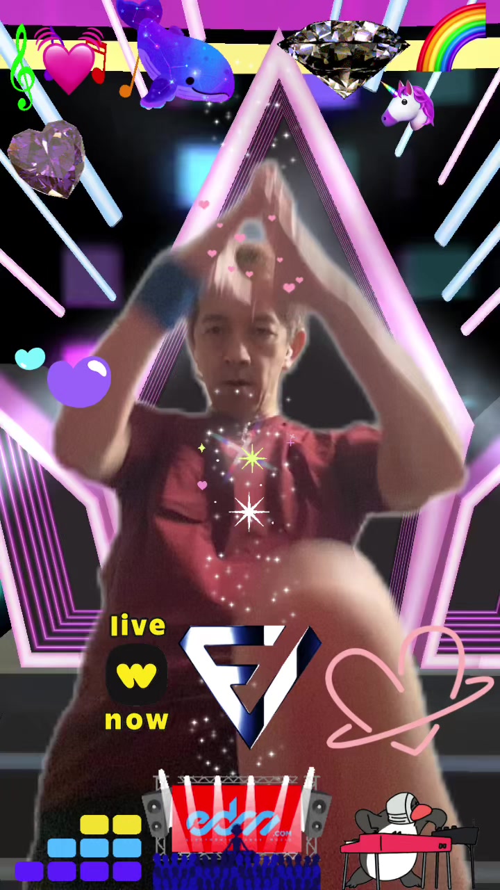 @💎Kouzou 🌈🟣
