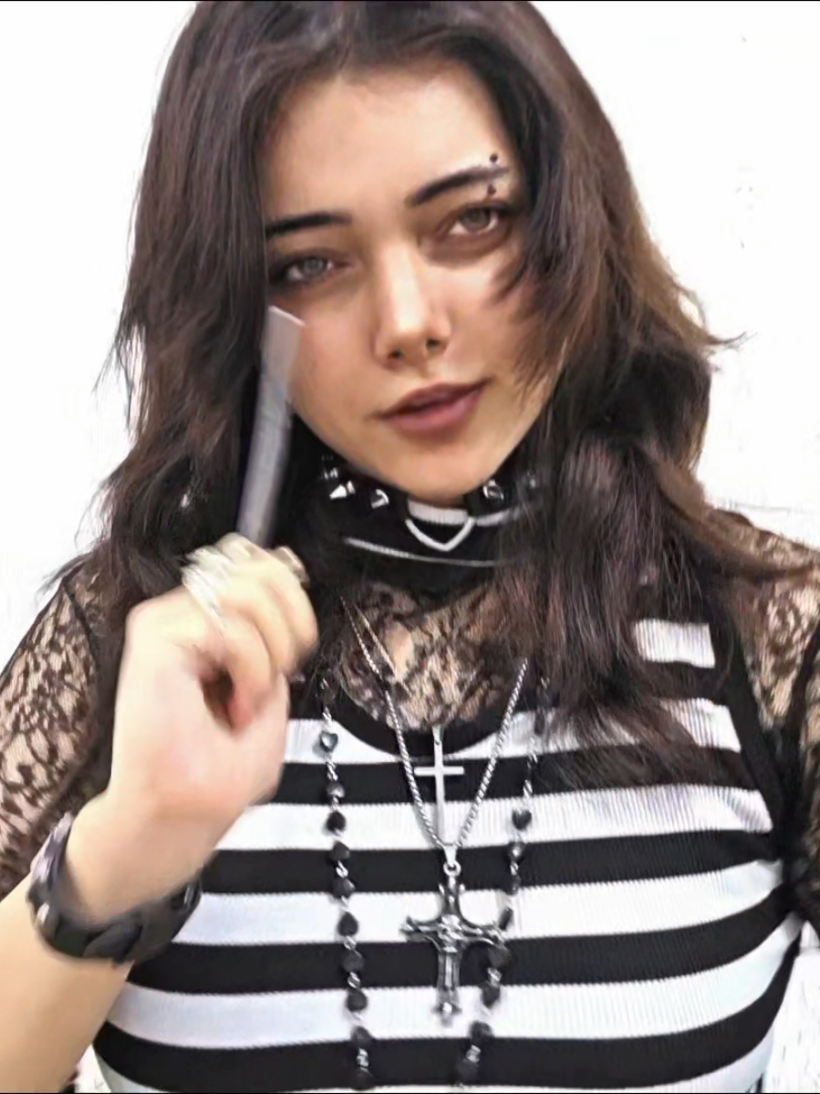 @Simperツ