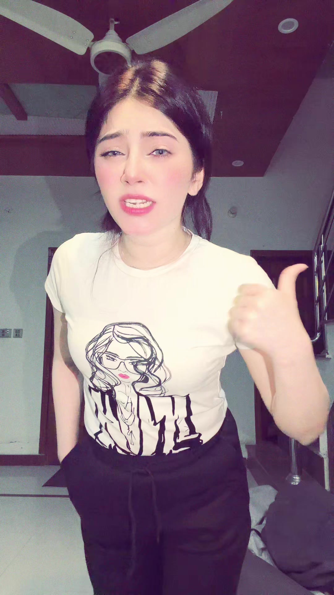 @Zahra🤍